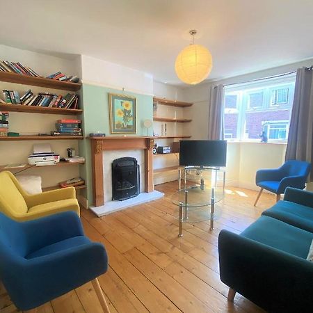 Colourful Vintage-Styled Home In Lovely Southville Bristol Exterior photo